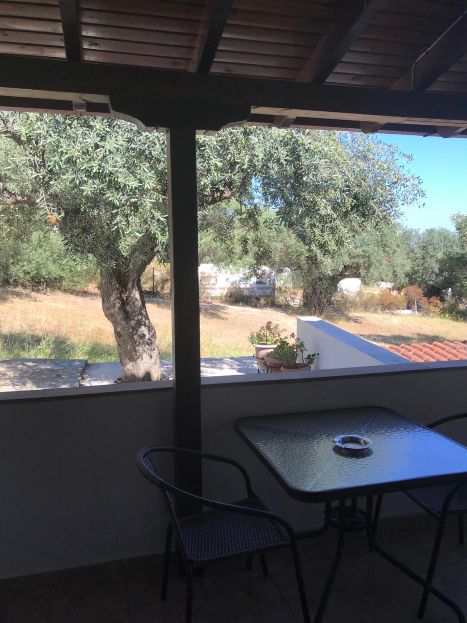 דירות וורוורו Nikos & Panagiota מראה חיצוני תמונה